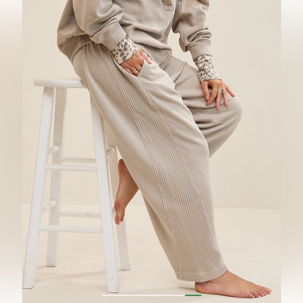Aerie Oh Snap! Barrel Sweatpants